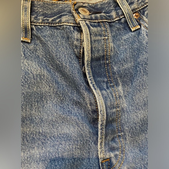 Levi’s 501 W32 L30 - Picture 2 of 7